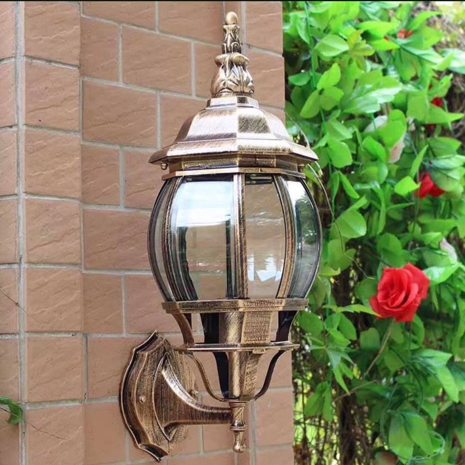 Classic Outdoor Wall Lamp Lantern