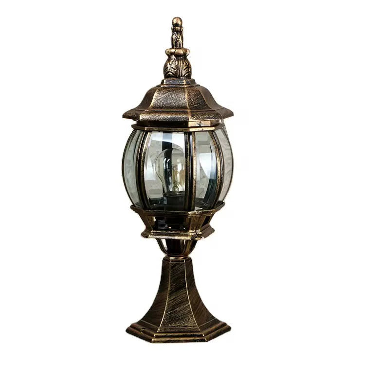 Classic Garden Pillar Light