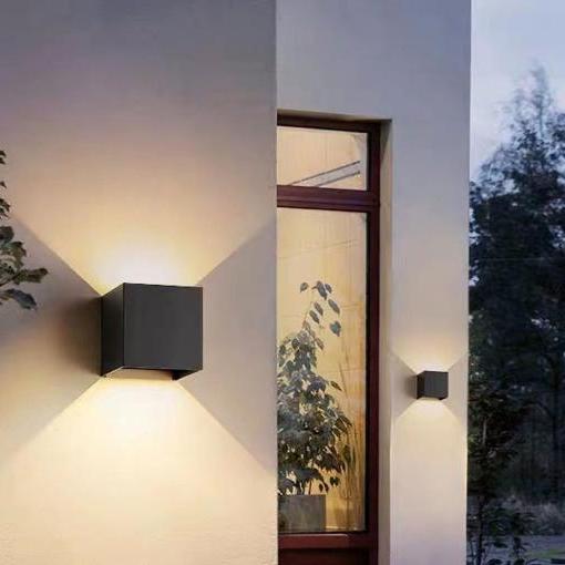 Modern Wall Lamp Box Shape