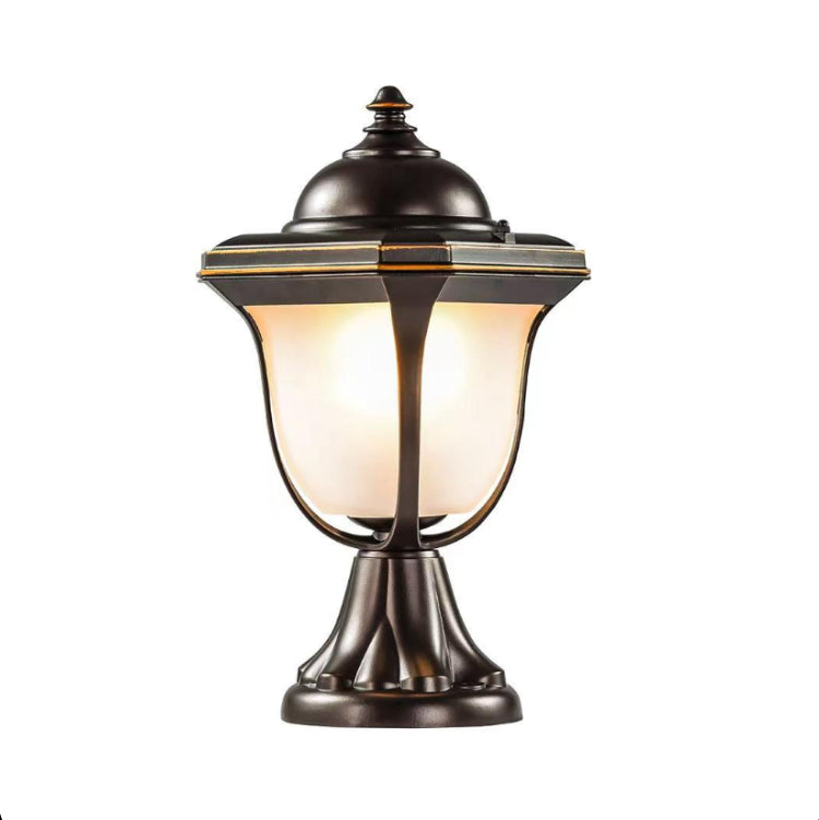 Vintage Outdoor Stand Pillar Light
