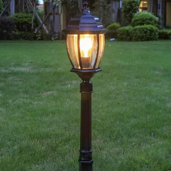Classic Outdoor Garden Bollard