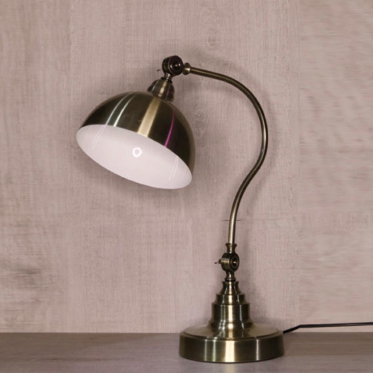 Vintage Table Lamp Adjustable Head
