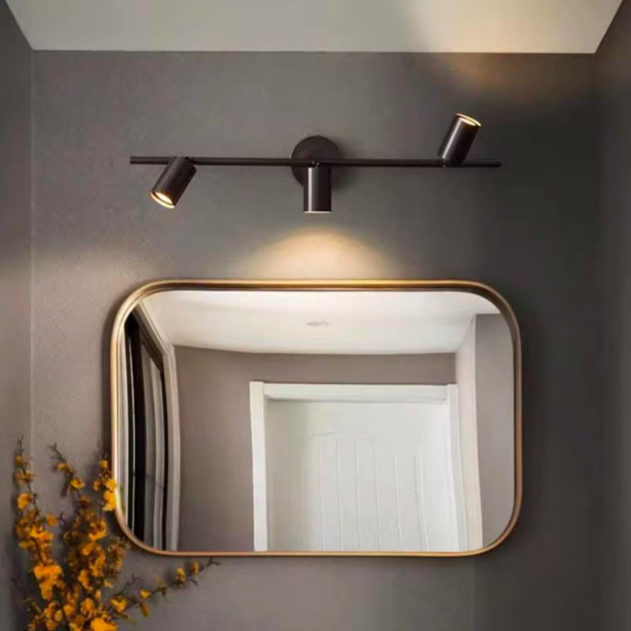Spotlight Surface Ceiling Chandelier