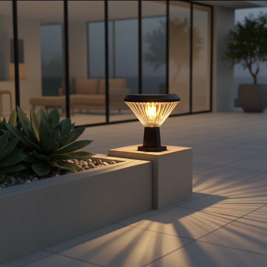 Solar Diamond Pillar Light
