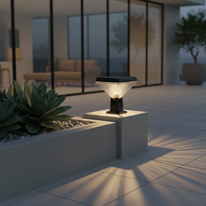 Solar Diamond Pillar Light
