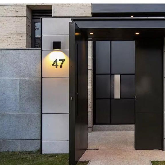 Luxpoint Square Wall Lamp