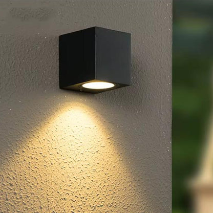 Luxpoint Square Wall Lamp
