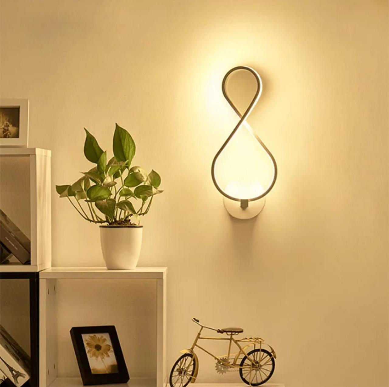 Wall Lamp Infiniti Shape