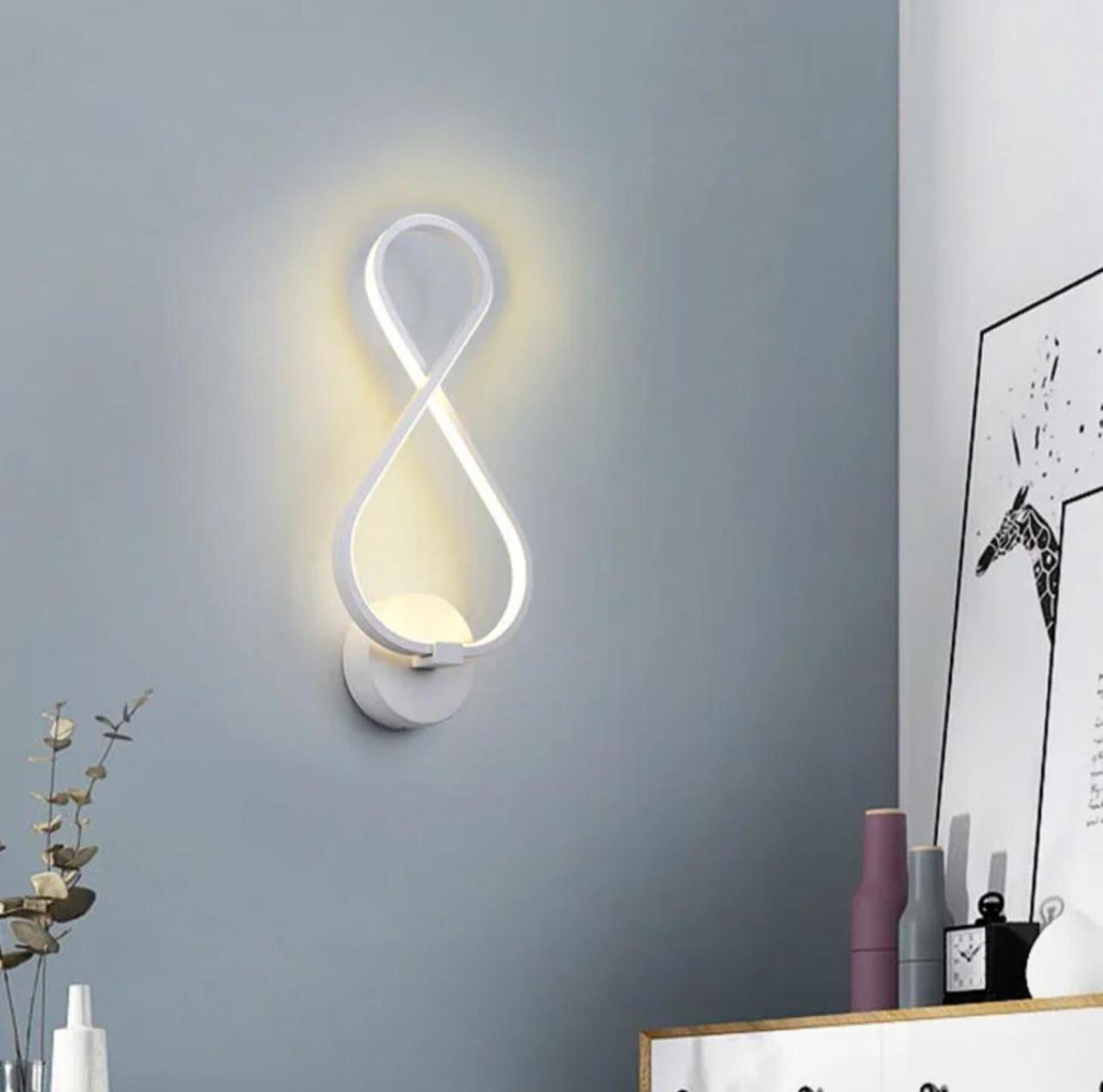 Wall Lamp Infiniti Shape