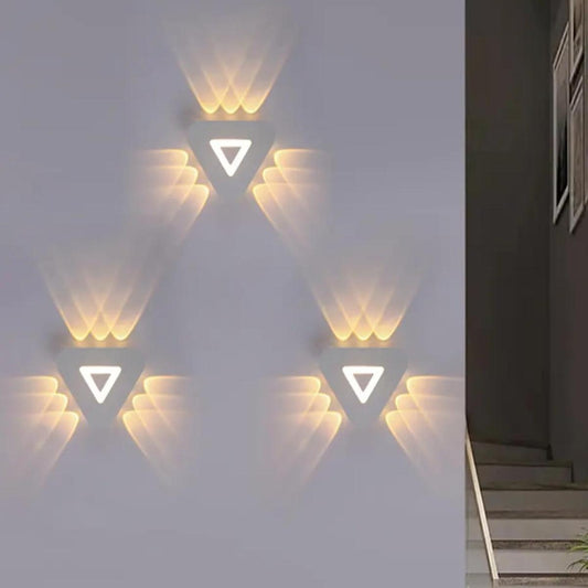 Wall Lamp Triangular Shape