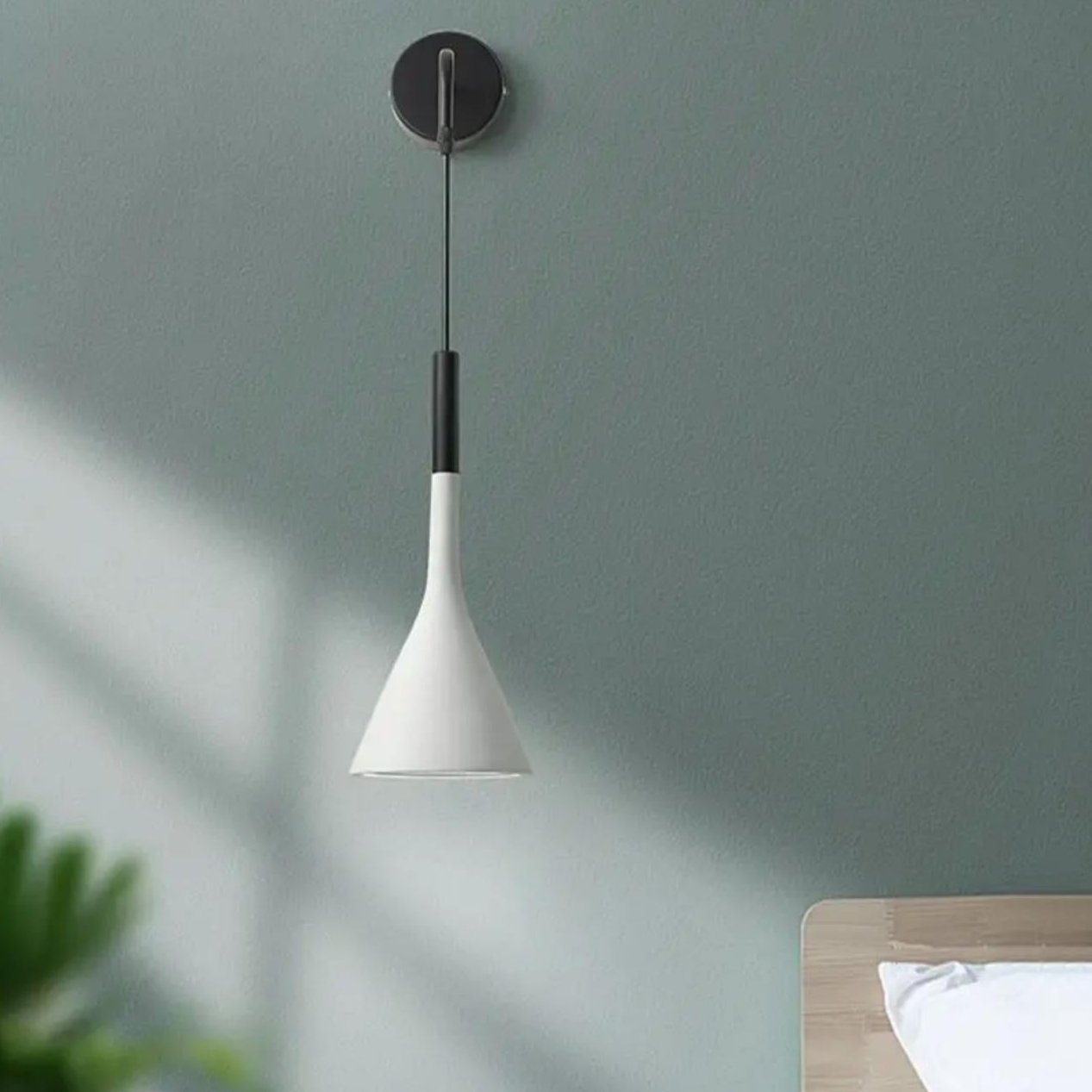 Simple Modern Cone Wall Lamp