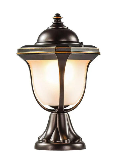Vintage Outdoor Stand Pillar Light