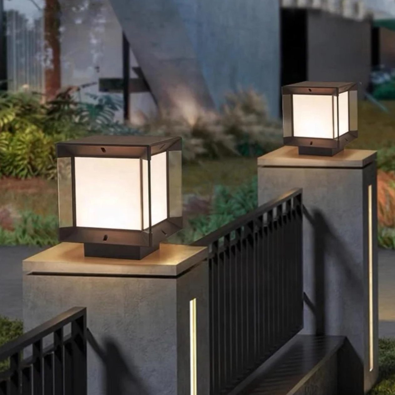 Outdoor Pillar Light Cube Shape Heavy Duty