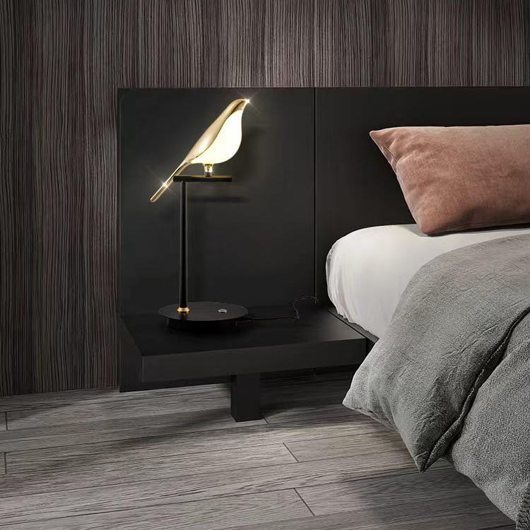 Golden Bird Table Lamp